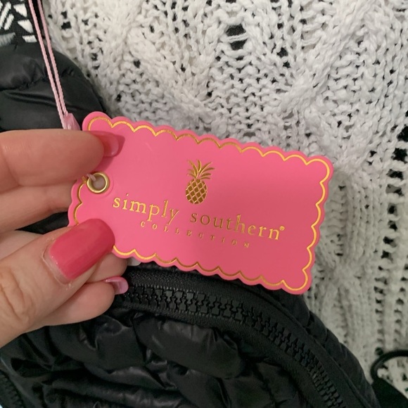 SIMPLY SOUTHERN Black Quilted Crossbody Bag - Picture 5 of 7